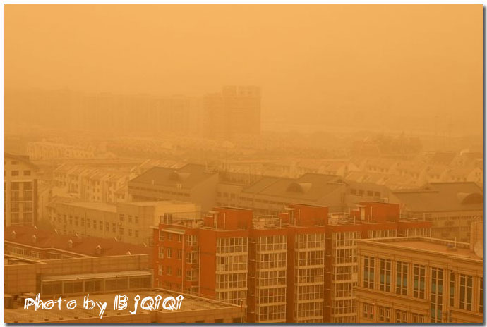 沙尘暴席卷北京3.jpg
