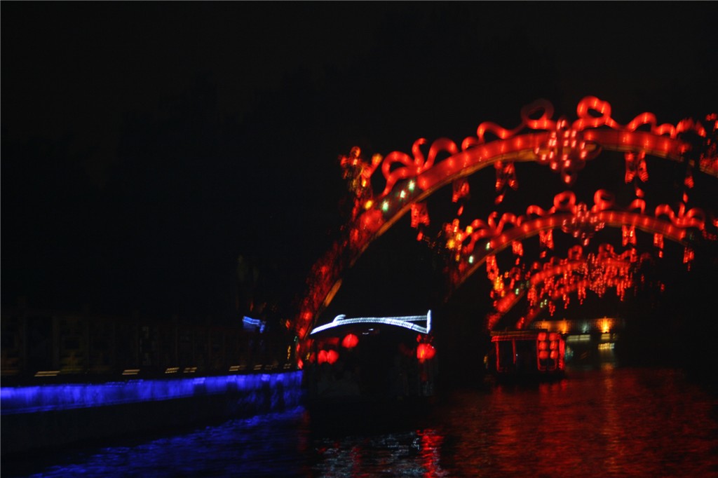 夜色中的秦淮河_副本.jpg