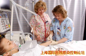 GHS_Nurse_ICU_1004_WEB.jpg