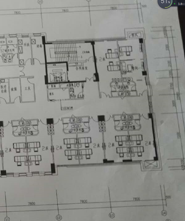 新建综合医院600张床位的区级二甲医院，要求至少10张新生儿床位